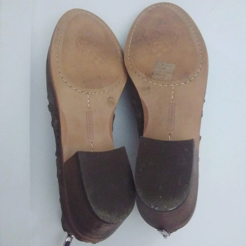 Vince Camuto Prasata Ankle Boots - Picture 13 of 13